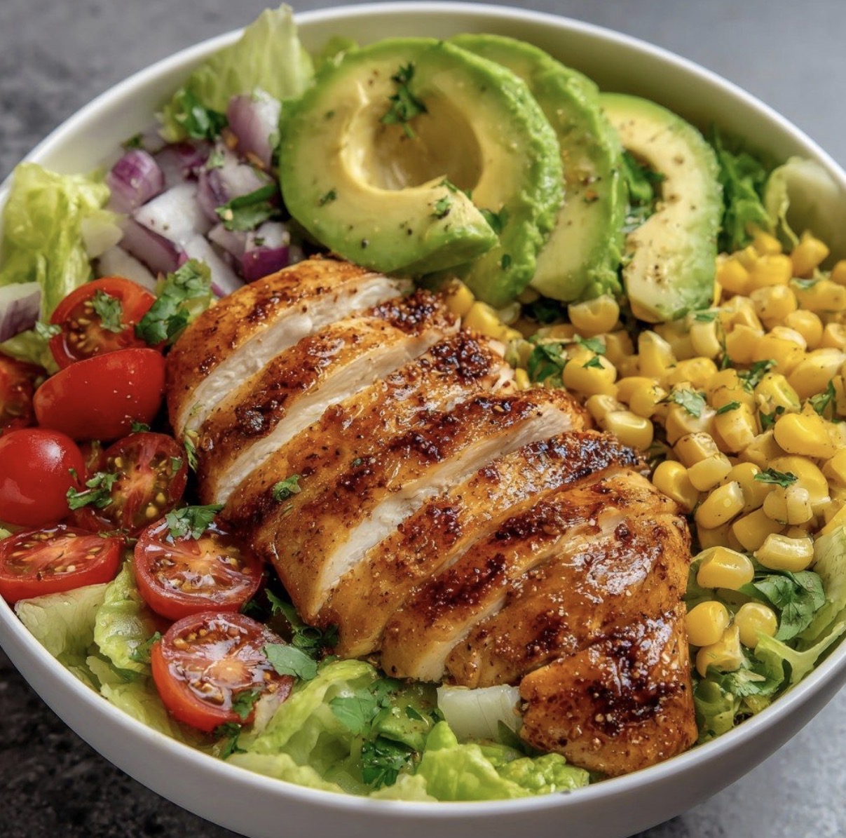 Chicken filet lunch bowl