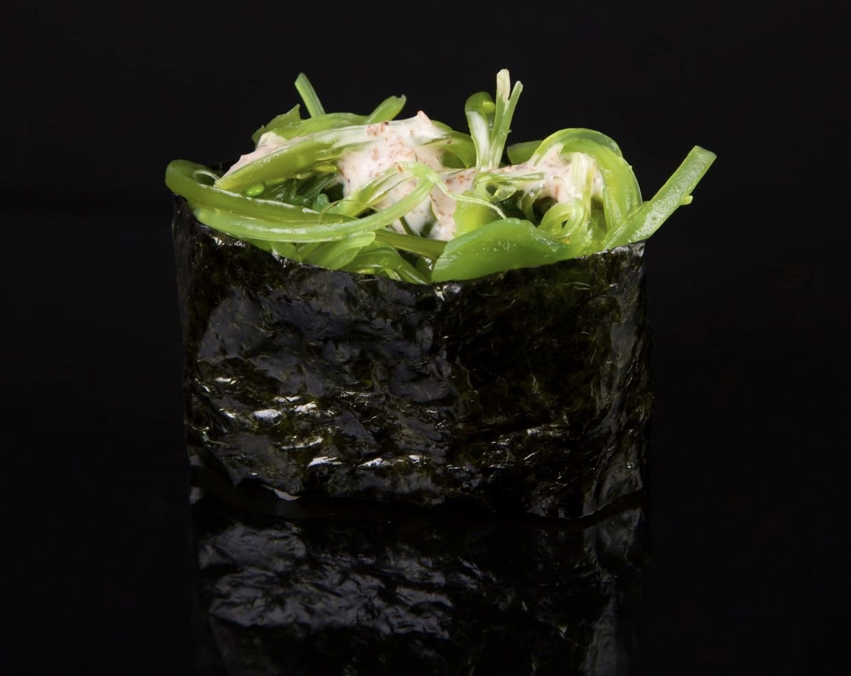 Wakame gunkan