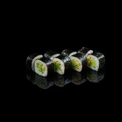 Cucumber hosomaki
