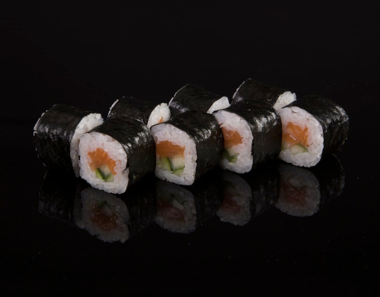 Salmon kappa hosomaki
